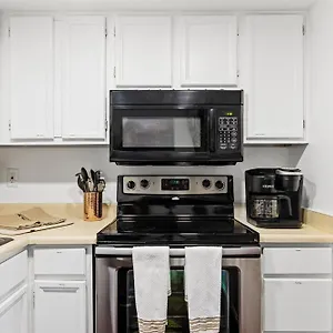 https://nightlife-shop-old-town-scottsdale-studio-unit.scottsdalehotels.org