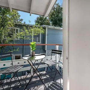 https://jungle-themed-apt-close-to-coffee-food-shops.hotelstampa.org