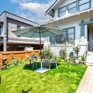 Vintage 3 Bedroom In Prime Eastlake With Private Parking Seattle